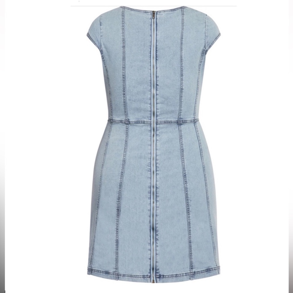 💙2/$20 Sweetheart Neck Denim Mini Dress - Picture 6 of 16